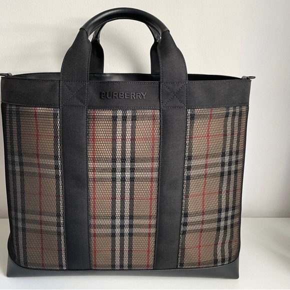 NWT Authentic Burberry Ormond Check Tote Archive Beige Travel Bag - Picture 13 of 16